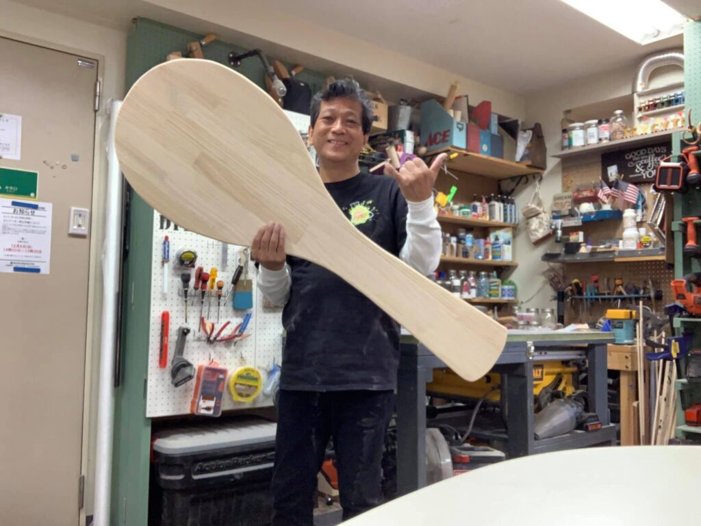 大きなしゃもじをDIY！木材で作るインパクト抜群の作品