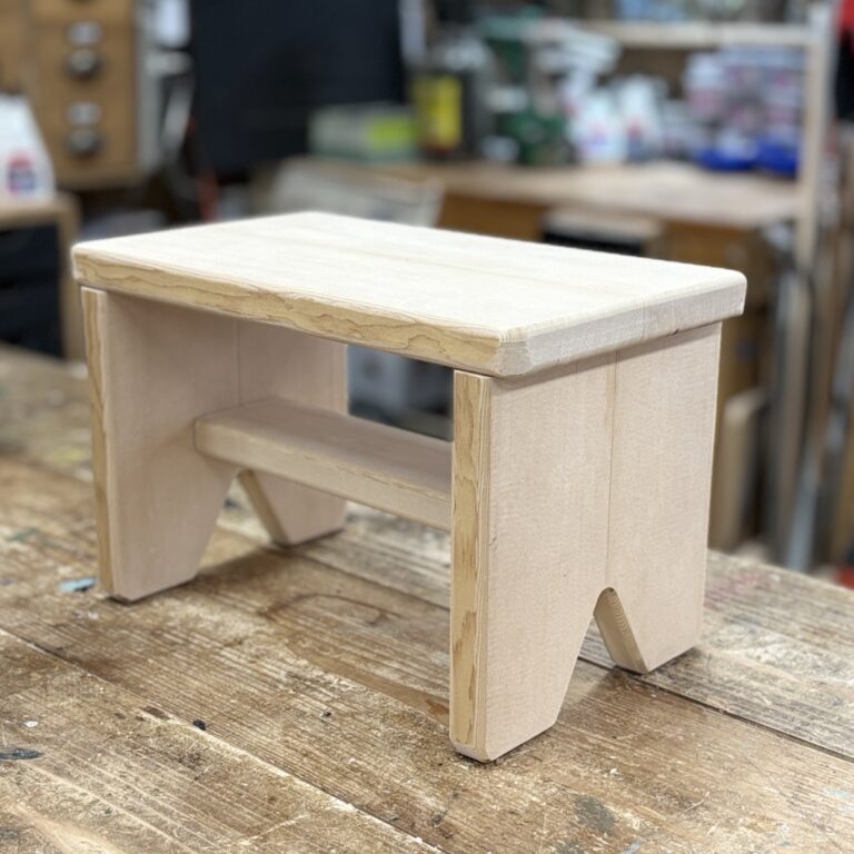 釘を使わずに作る木製お風呂椅子