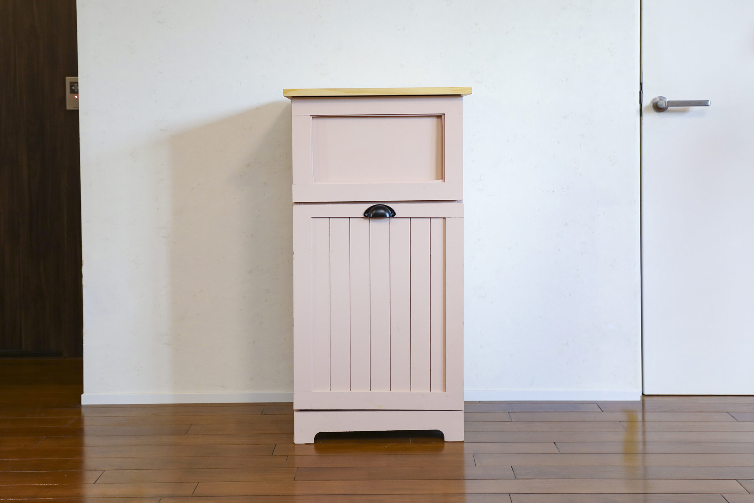 投げ込みタイプのゴミ箱をDIY！おしゃれな木製ダストボックス